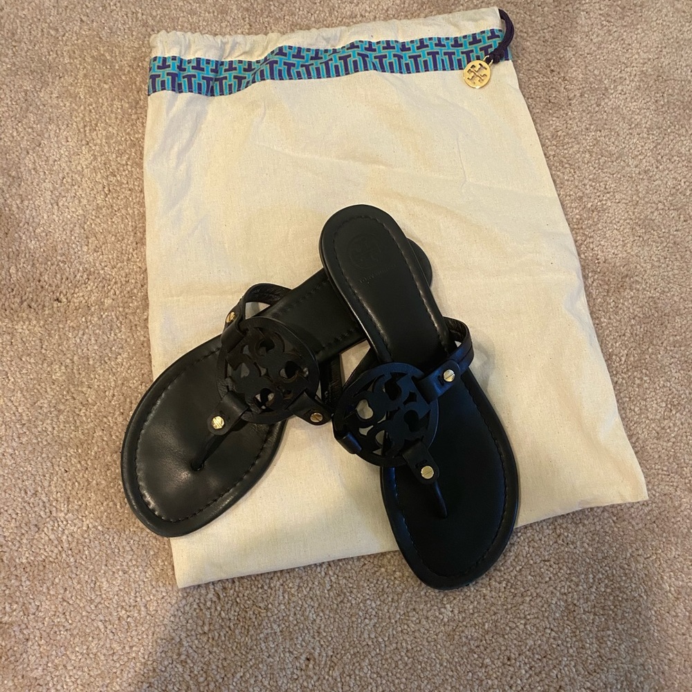 Miller Flip Flop
TORY BURCH